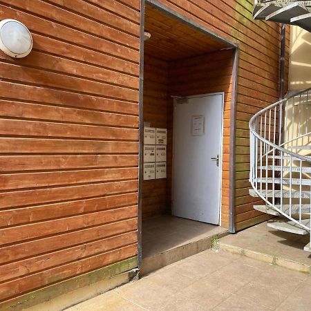 Le Ptit Vert - Wifi - Confort - Entree Autonome - Entre Gare Et Centre Quimper Dış mekan fotoğraf